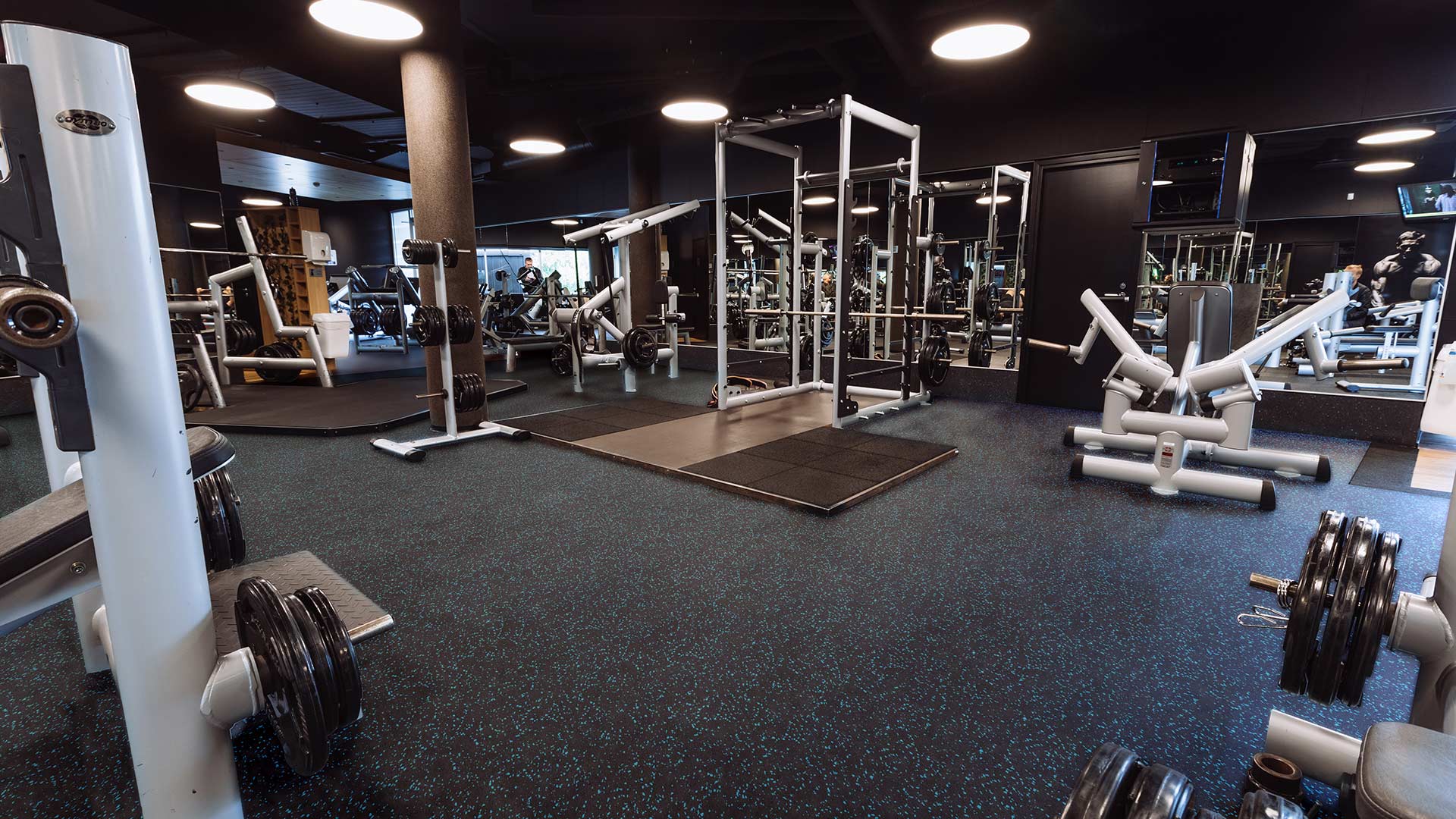 Fitness eco in fitness centers and home gyms